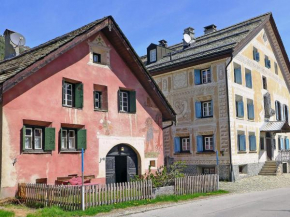 Hotels in Bever